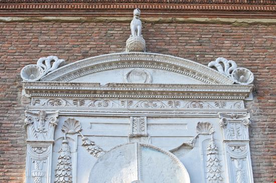Palazzo Schifanoia Ferrara shutterstock 